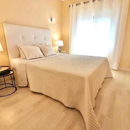 Beachfront Seaview Litoralmar Apt, Fast Wifi, Airco, Pool, Private Parking 포티마오 외부 사진