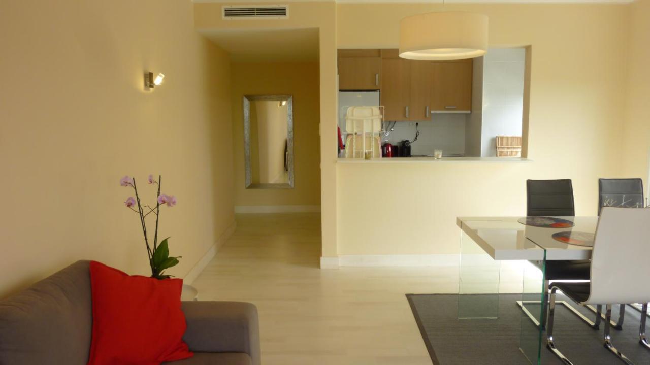 Beachfront Seaview Litoralmar Apt, Fast Wifi, Airco, Pool, Private Parking 포티마오 외부 사진