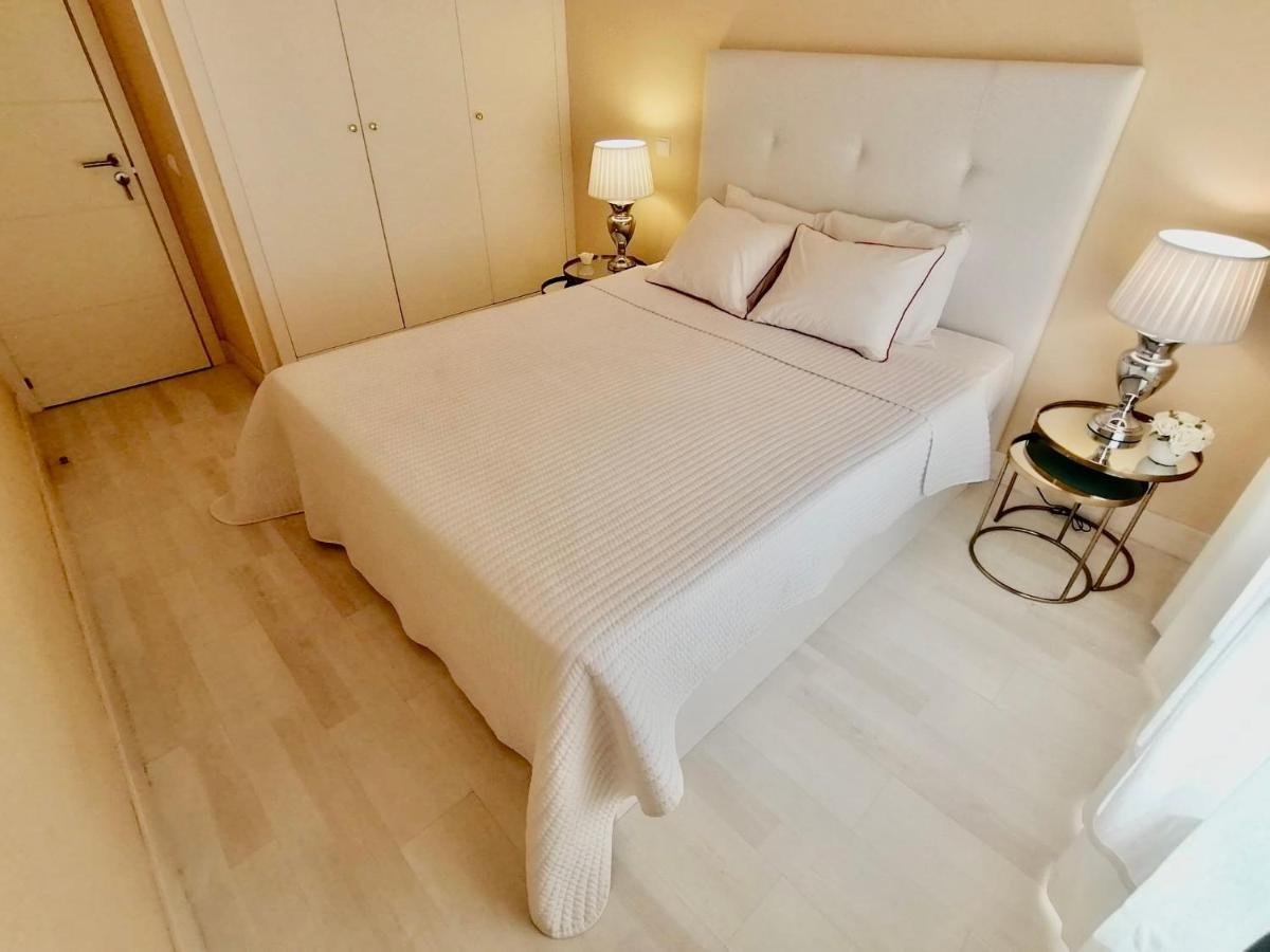 Beachfront Seaview Litoralmar Apt, Fast Wifi, Airco, Pool, Private Parking 포티마오 외부 사진