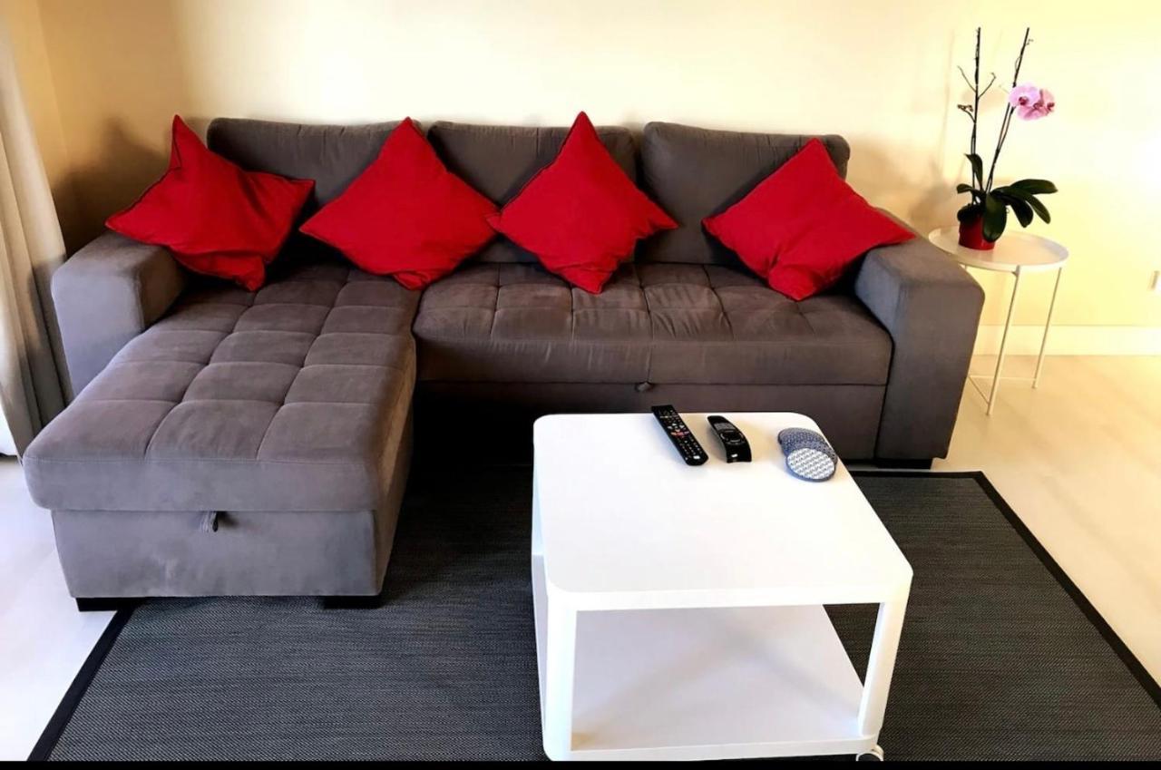 Beachfront Seaview Litoralmar Apt, Fast Wifi, Airco, Pool, Private Parking 포티마오 외부 사진