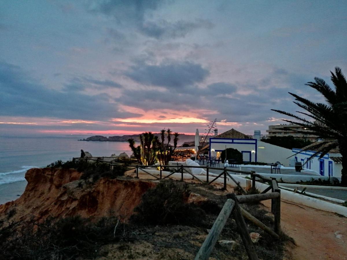 Beachfront Seaview Litoralmar Apt, Fast Wifi, Airco, Pool, Private Parking 포티마오 외부 사진