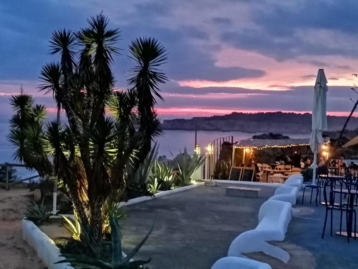 Beachfront Seaview Litoralmar Apt, Fast Wifi, Airco, Pool, Private Parking 포티마오 외부 사진
