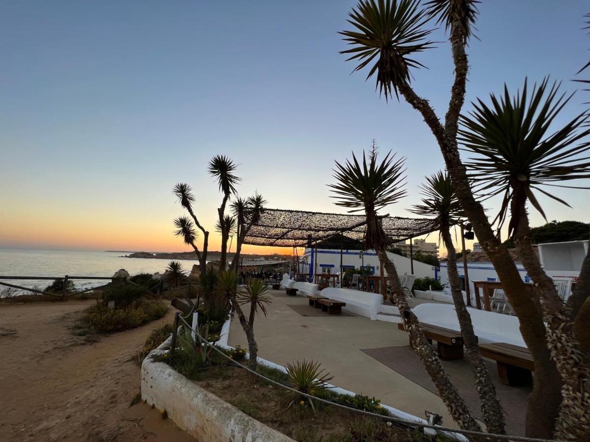 Beachfront Seaview Litoralmar Apt, Fast Wifi, Airco, Pool, Private Parking 포티마오 외부 사진